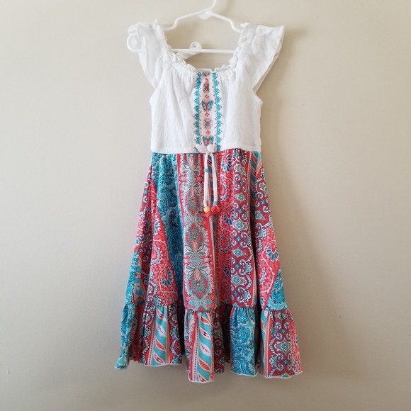 8 pieces of dresses. - Picture 5 of 8